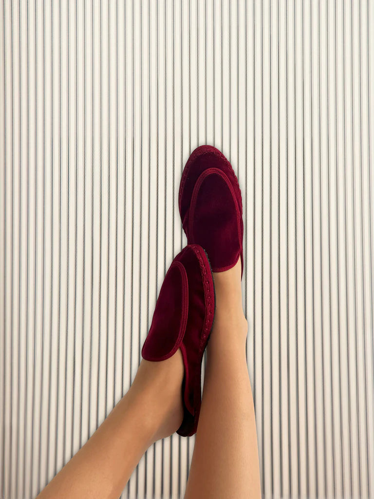 Bruna Garnet Flabelus