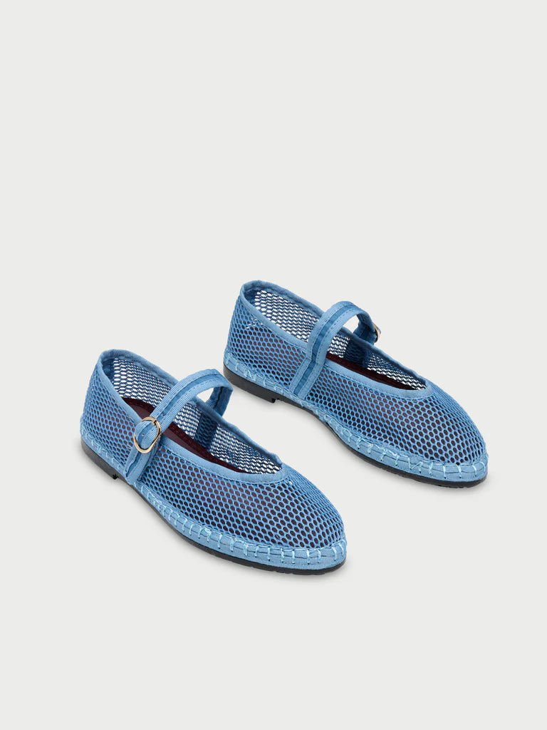 Isabella Blue Flabelus