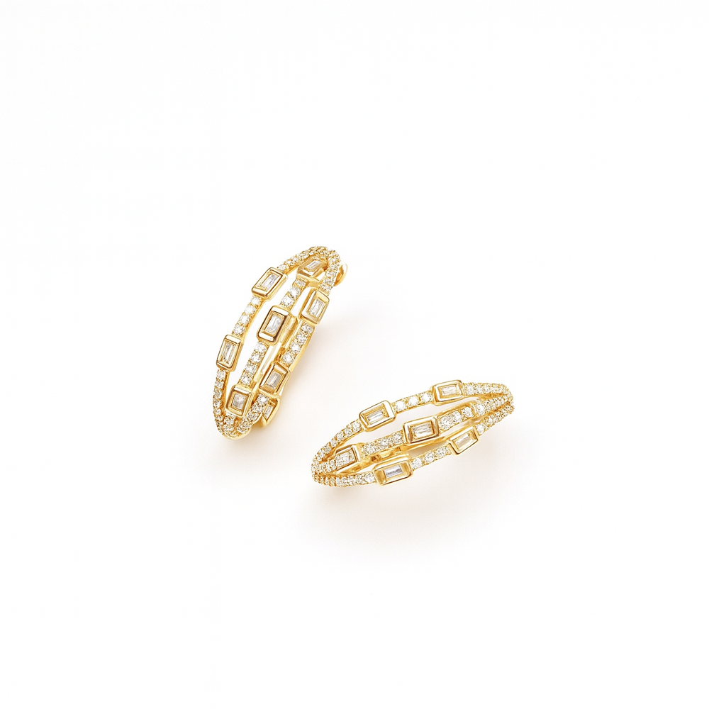 Moné Jewelry Arracadas Entrelazadas Zirconias