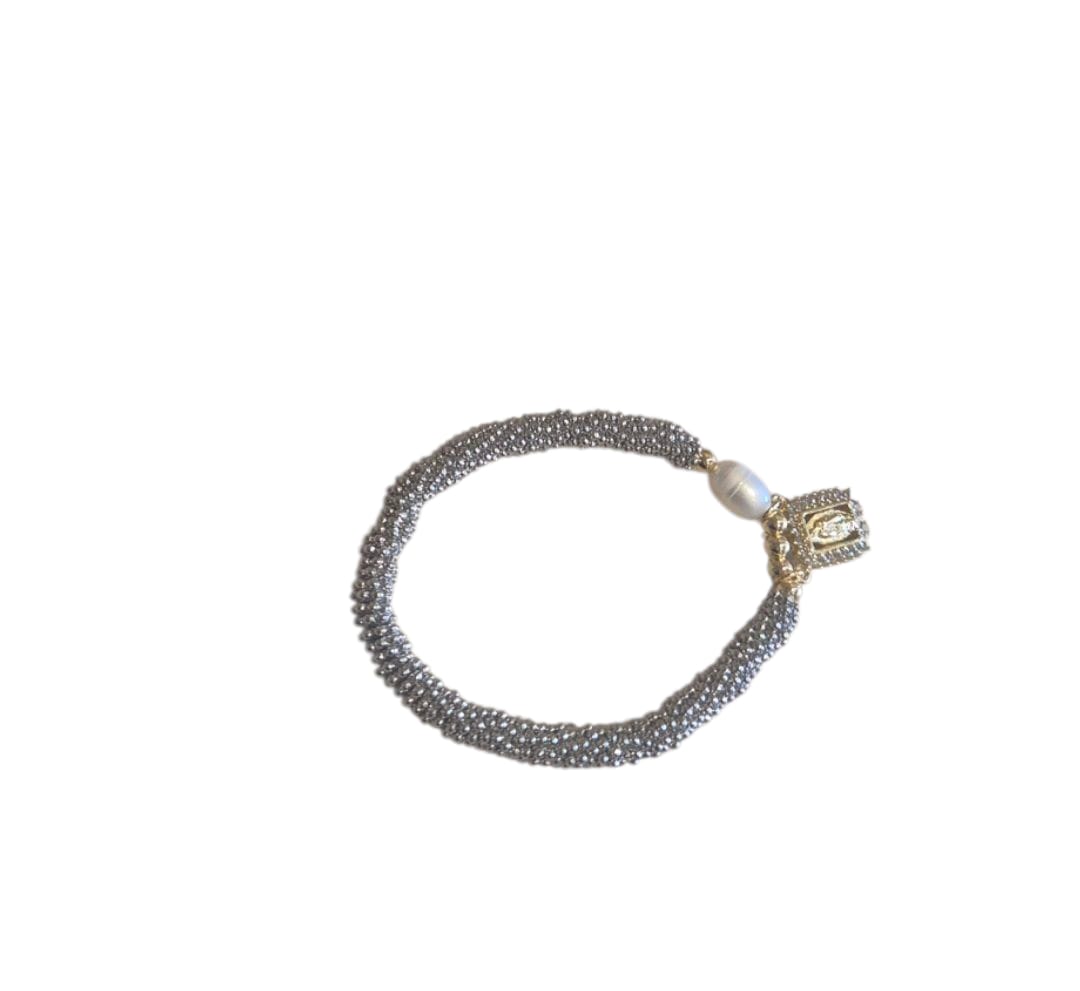 Moné Jewelry Pulsera Religiosa Perlas Medalla