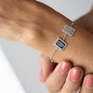 Carmela Pulsera San Benito y Virgen María
