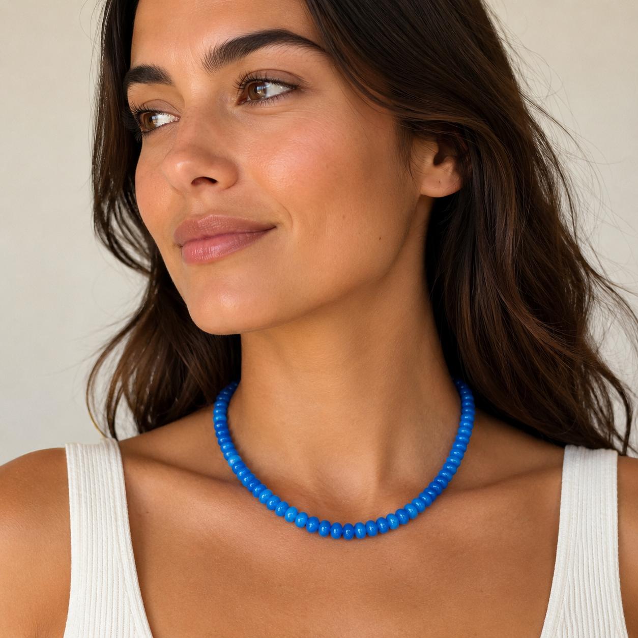 Collar Bolitas piedra natural colores